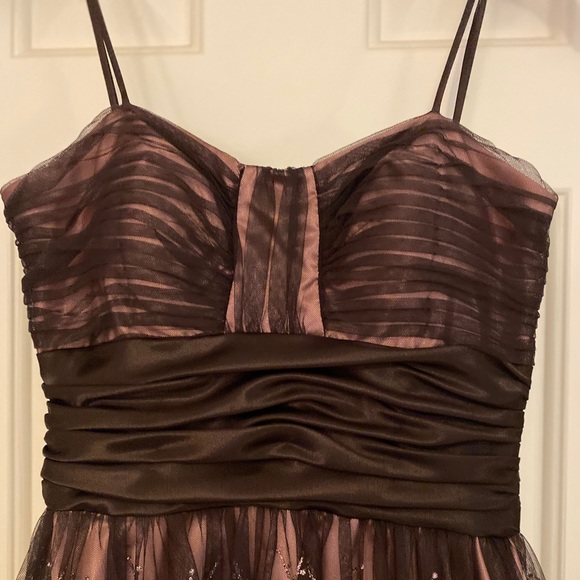 Morgan & Co. Fancy Dress - Picture 6 of 10